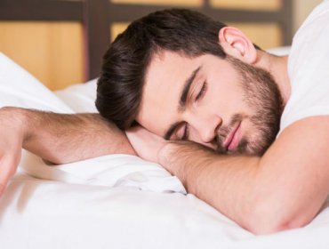 ¿Por qué a veces despiertas con un brazo totalmente dormido?