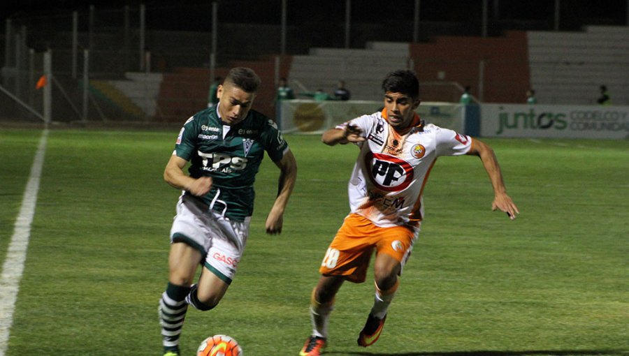 Cobresal y Santiago Wanderers repartieron puntos en El Salvador