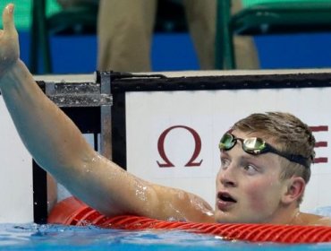 Británico Adam Peaty impone nuevo récord mundial de natación en Río 2016