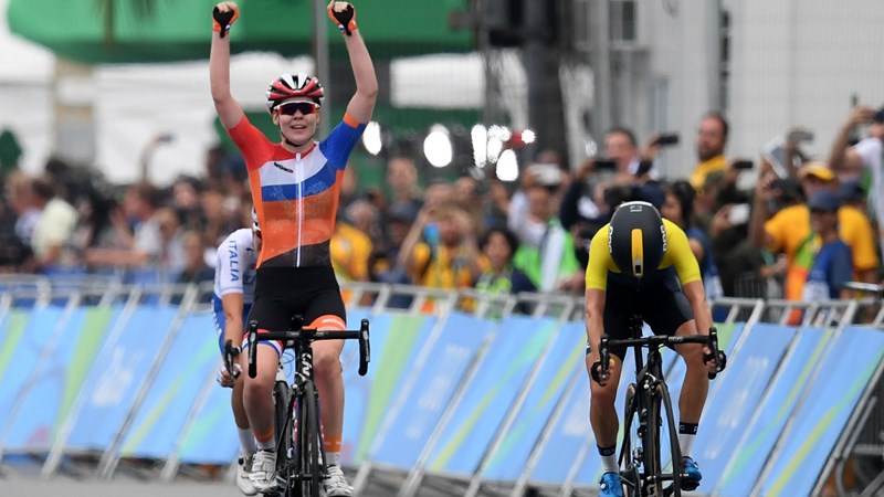 Río 2016: Anna Van der Breggen ganó el oro en el ciclismo femenino