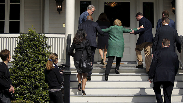 Polémica foto revelaría que Hillary Clinton tiene la enfermedad de Parkinson