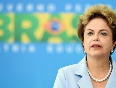 El Senado de Brasil vota por continuar la destitución y lleva a Rousseff al juicio final