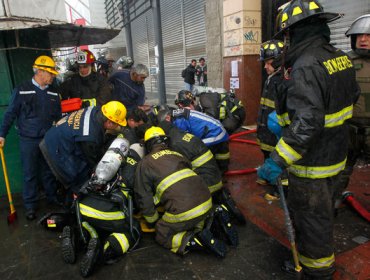 Detienen a 5 personas por incendio en donde murió guardia el 21 de mayo