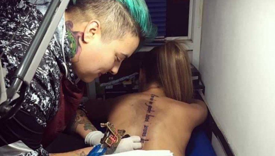 El polémico tatuaje que se hizo Gala Caldirola y no gusto a los fanáticos