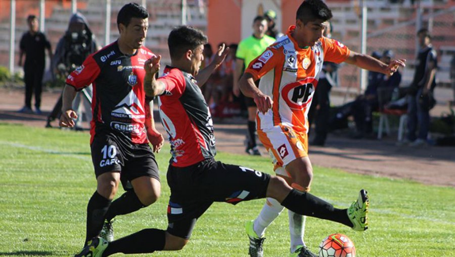 Deportes Antofagasta y Cobresal miden fuerzas en el norte