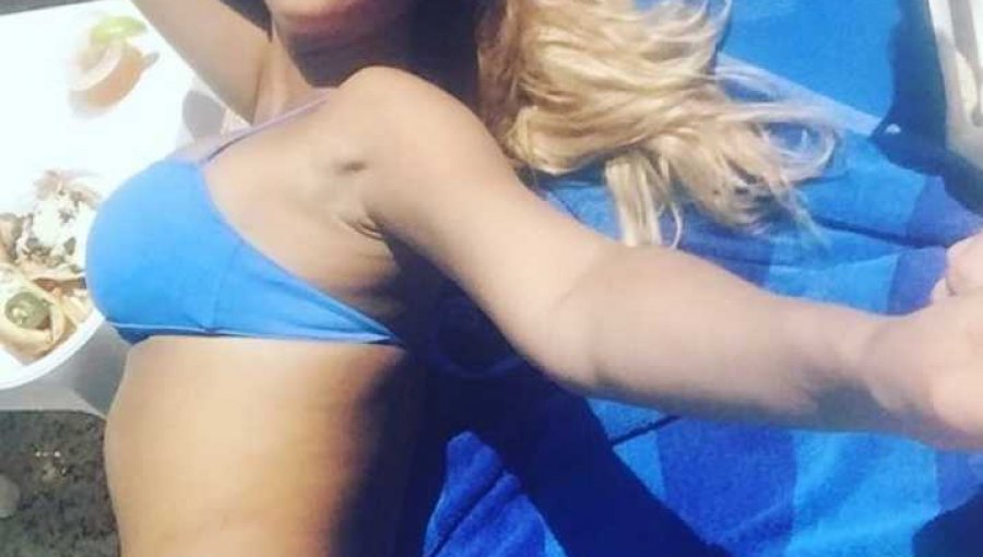 Nidyan Fabregat enciende la web en bikini desde Cancún