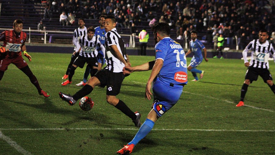 Copa Sudamericana: O'Higgins busca pasar de ronda ante Montevideo Wanderers en Rancagua