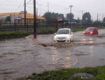 Temporal en La Araucanía: Lluvias torrenciales y fuertes ráfagas de viento dejan viviendas destruidas