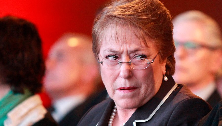 Michelle Bachelet pide audiencia de conciliación por Caso "Qué Pasa"