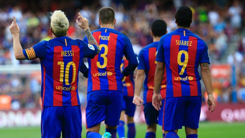 Fútbol Español: Show de Messi y Suárez en el estreno 6-2 ante Betis