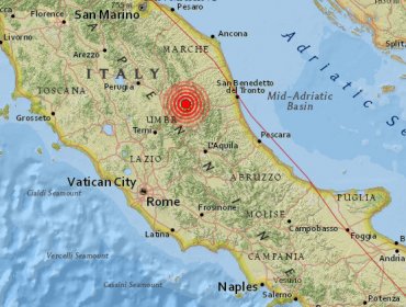 Terremoto en Italia: Muertos ascienden a 73, decenas aún están atrapados