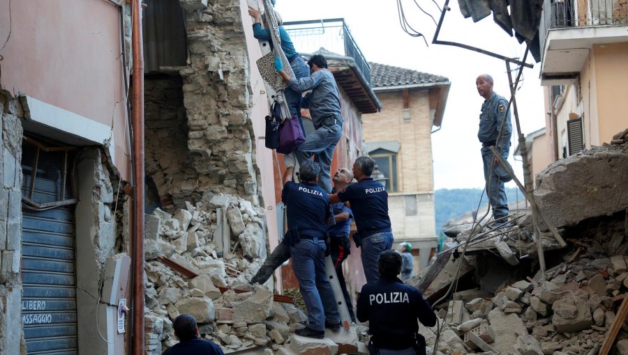 Terremoto en Italia: Números de fallecidos ya supera las 60 personas