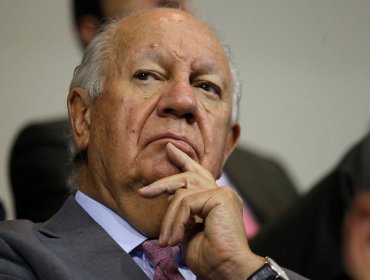 Ricardo Lagos adelanta decisión y dice que está disponible para ser candidato presidencial