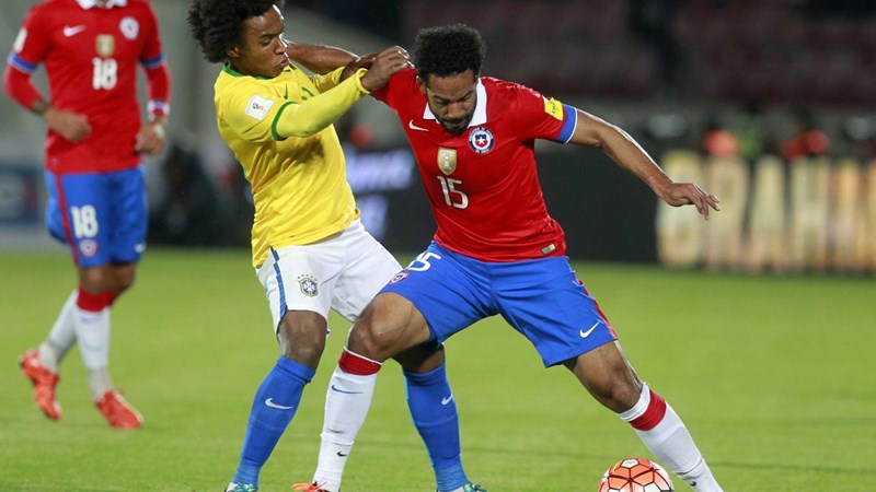 Jean Beausejour se entrena a la par del grupo