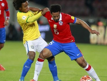 Jean Beausejour se entrena a la par del grupo