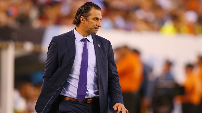 Juan Antonio Pizzi aclaró la polémica con Arturo Vidal