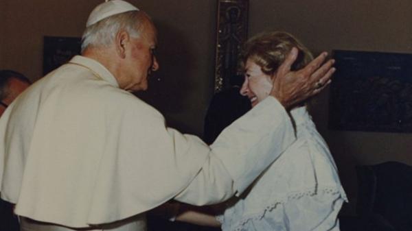 Revelan que Benedicto XVI tuvo un amor de juventud "muy serio"