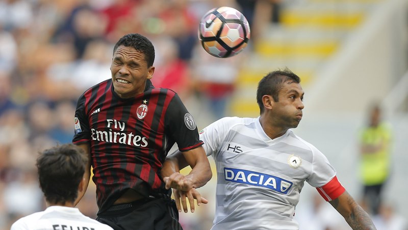 Fútbol de Italia: Milan volvió a caer 0-1 frente a Udinese