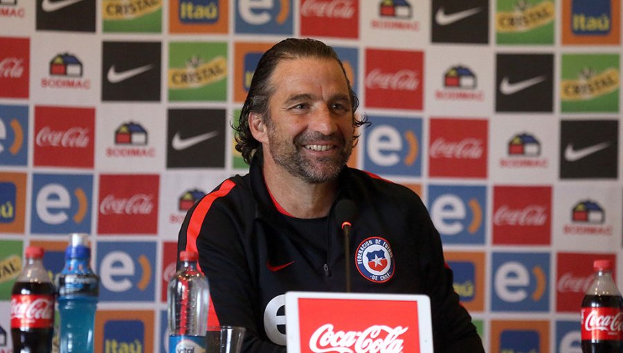 Juan Antonio Pizzi: “Tenemos que ir a ganar a todos los lugares donde vamos a competir”