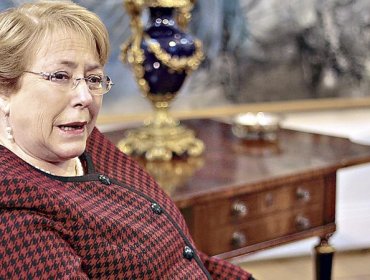 Michelle Bachelet retira querella contra revista Que Pasa