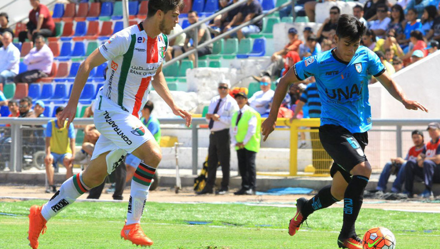 Iquique no logra arrancarse en la punta y Palestino le sacó un empate en el norte