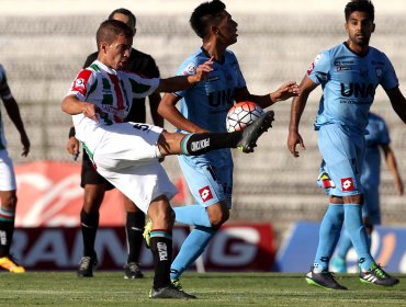 Deportes Iquique enfrenta a Palestino con la tarea de continuar en el liderato