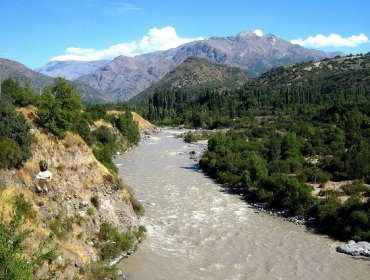 Denuncian contaminación de Río Maipo tras informe de Aguas Andinas