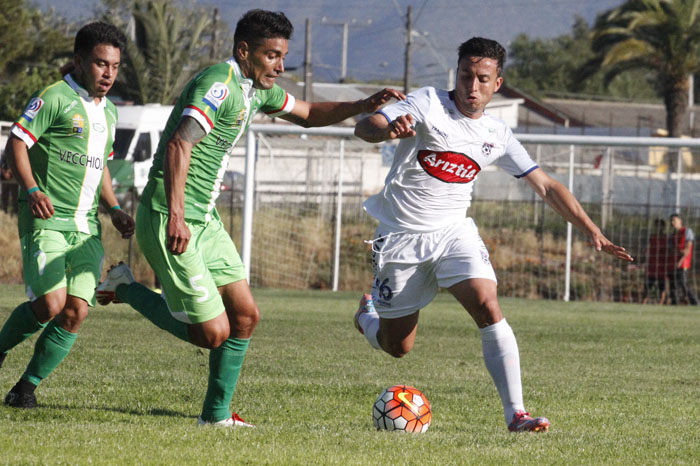 Segunda División: Los punteros tendrán duras pruebas en La Pintana y Santa Cruz