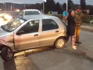 Mujer ebria detenida por Carabineros en Valdivia se hace viral en este video