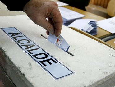 Diputados estudian acuerdo para aplazar elecciones municipales tras error en padrón electoral