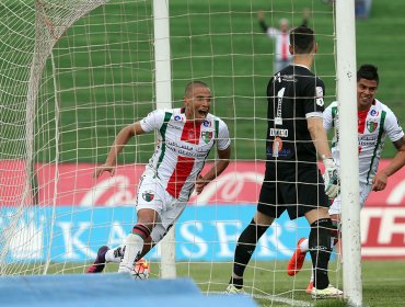 Palestino goleó a los "pumas" de Antofagasta y se mete a la pelea