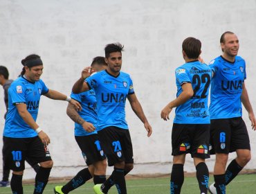 Deportes Iquique visita Huachipato en busca de recuperar el liderato