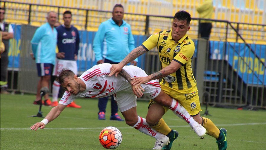 Everton y Universidad de Chile repartieron puntos en el inicio de la jornada dominical