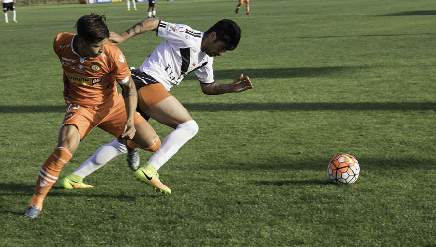 Primera B: Santiago Morning vence a Cobreloa y siguen en lo más alto de la tabla