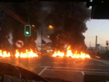 En Concepción y Talcahuano son decenas los puntos con barricadas