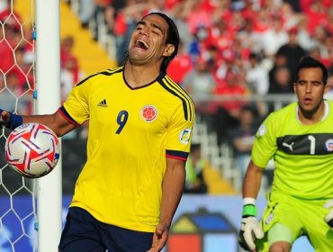 Falcao y su encendido duelo aparte con Claudio Bravo