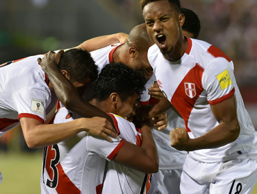 Perú consigue histórico triunfo por 4 a 1 de visitante ante Paraguay