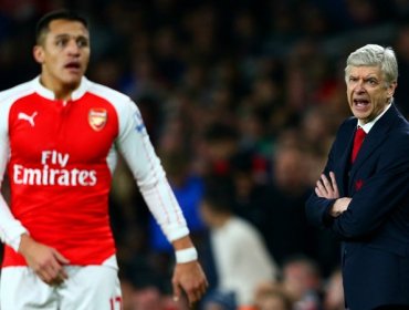 Alexis calmó a Wenger con un mensaje de texto