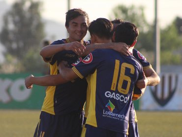 Segunda División: Barnechea le quitó el invicto a Melipilla y es el nuevo líder