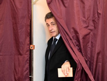 Francia: Nicolas Sarkozy cae eliminado en primera ronda de las primarias y se retira de la política