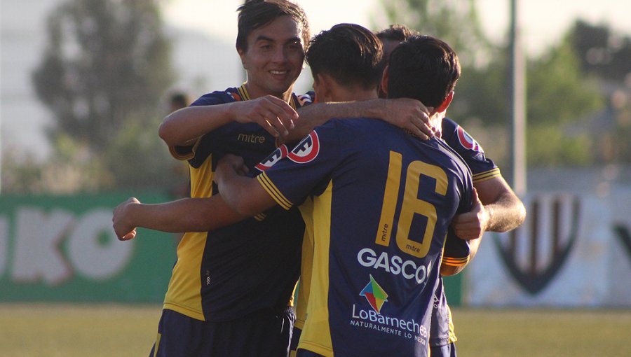 Segunda División: Barnechea le quitó el invicto a Melipilla y es el nuevo líder