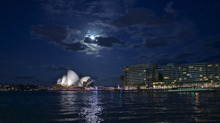 Se registra fuerte explosión en la ciudad más grande de Australia