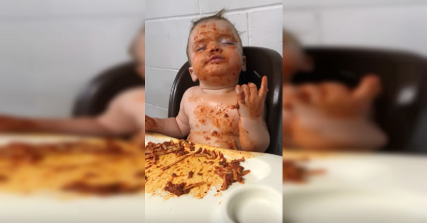 El Viral del Spaguetti: Niño se los come de una forma muy particular