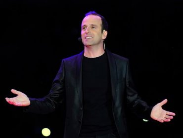 Revive a Kramer y su imitación a Rafael Garay en pleno show de la Teletón
