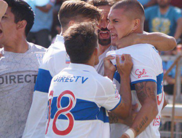 ¡A lo Campeón¡: Universidad Católica golea 6 a 2 a Iquique y es puntero absoluto