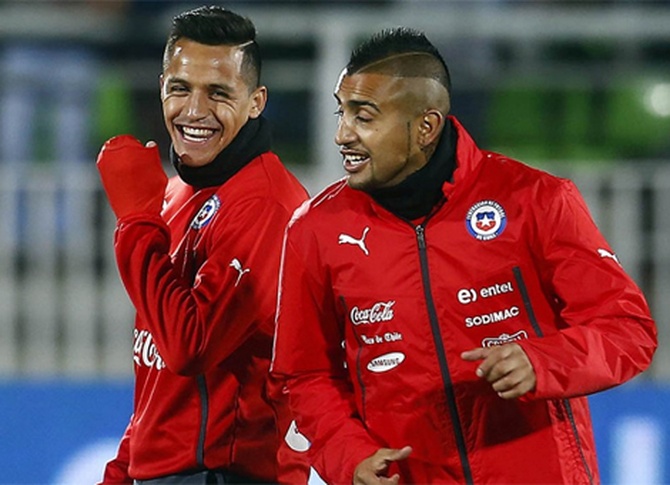 Sorteo de Champions League: Arturo Vidal se enfrentará en octavos a Alexis Sanchez