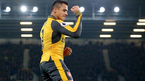 Seaman pide a Arsenal “abrir la billetera” por Alexis Sánchez