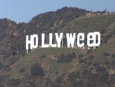 "Hollyweed": Bromista modifica icónico letrero