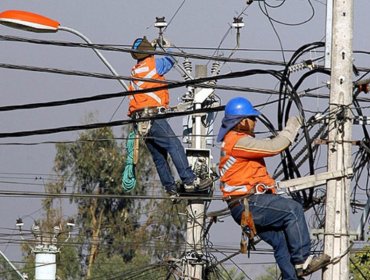 Desde ahora compañías eléctricas no podrán cobrar por "Corte y reposición"