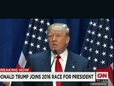 CNN responde a las acusaciones de Trump de publicar "noticias falsas" y se distancia de BuzzFeed